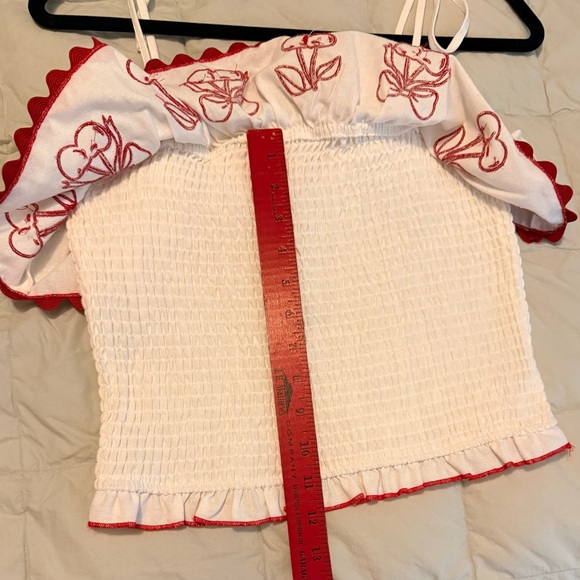 🍒 Evolutionary Cherry & Bow Smocked Crop Top Red and White Size L NWT - Picture 9 of 10